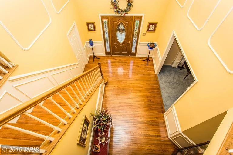 2 Barlow House Ct - Photo 2 of 14