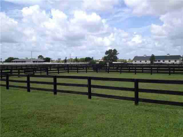 15324 Sunnyland Ln - Photo 3 of 5