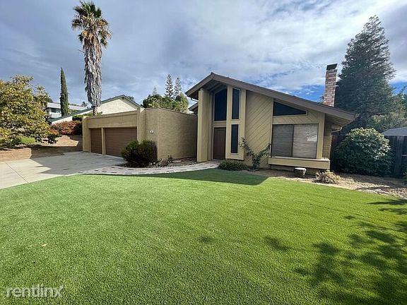 369 Neilson Ct - Photo 2 of 20