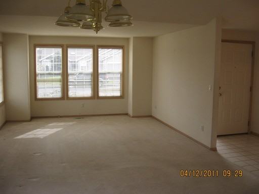 12287 SE 41st Ct - Photo 2 of 15