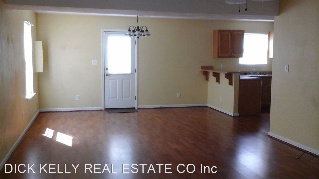 818 Reservoir Ave - Photo 2 of 9