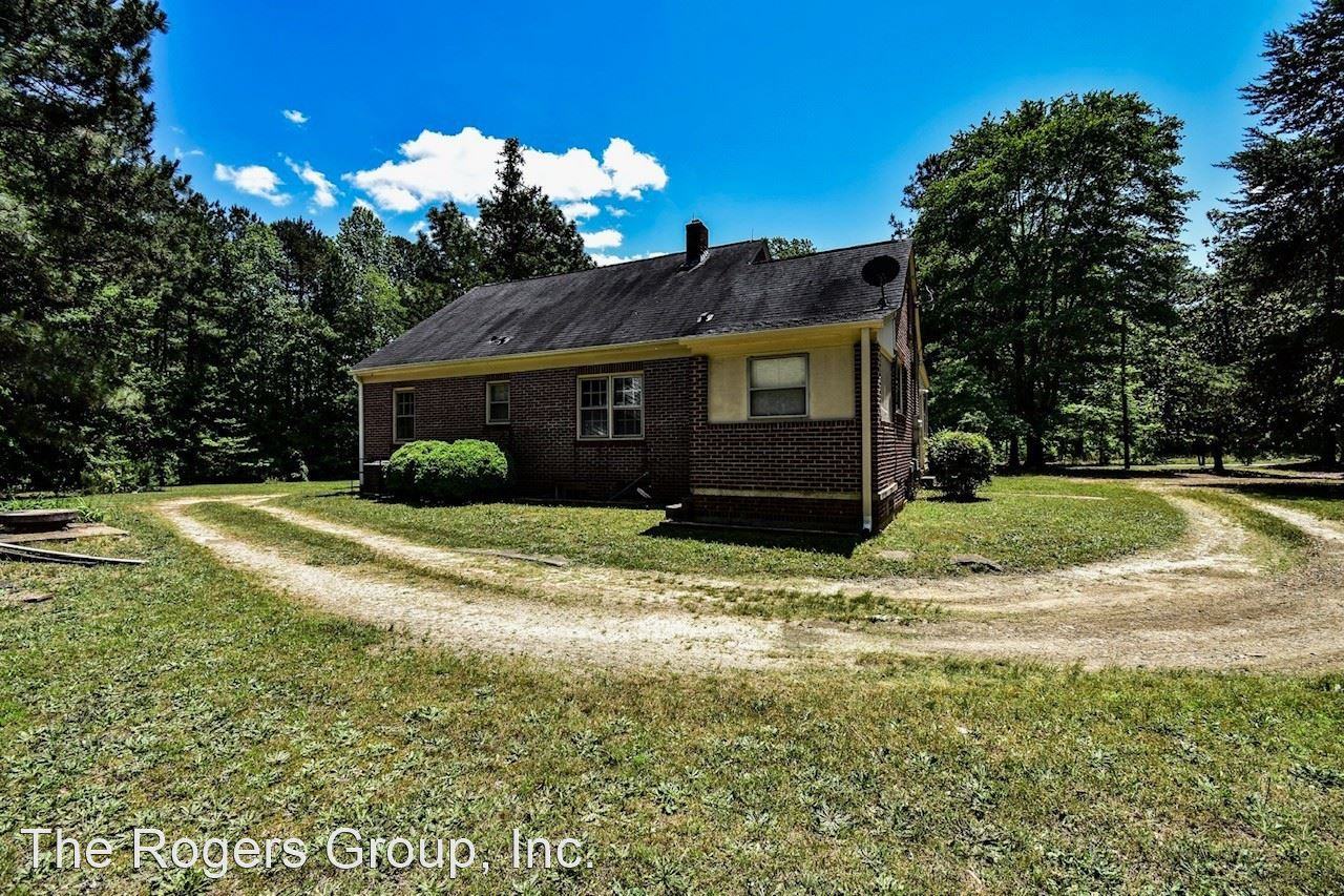 2688 S Cokesbury Rd - Photo 2 of 12