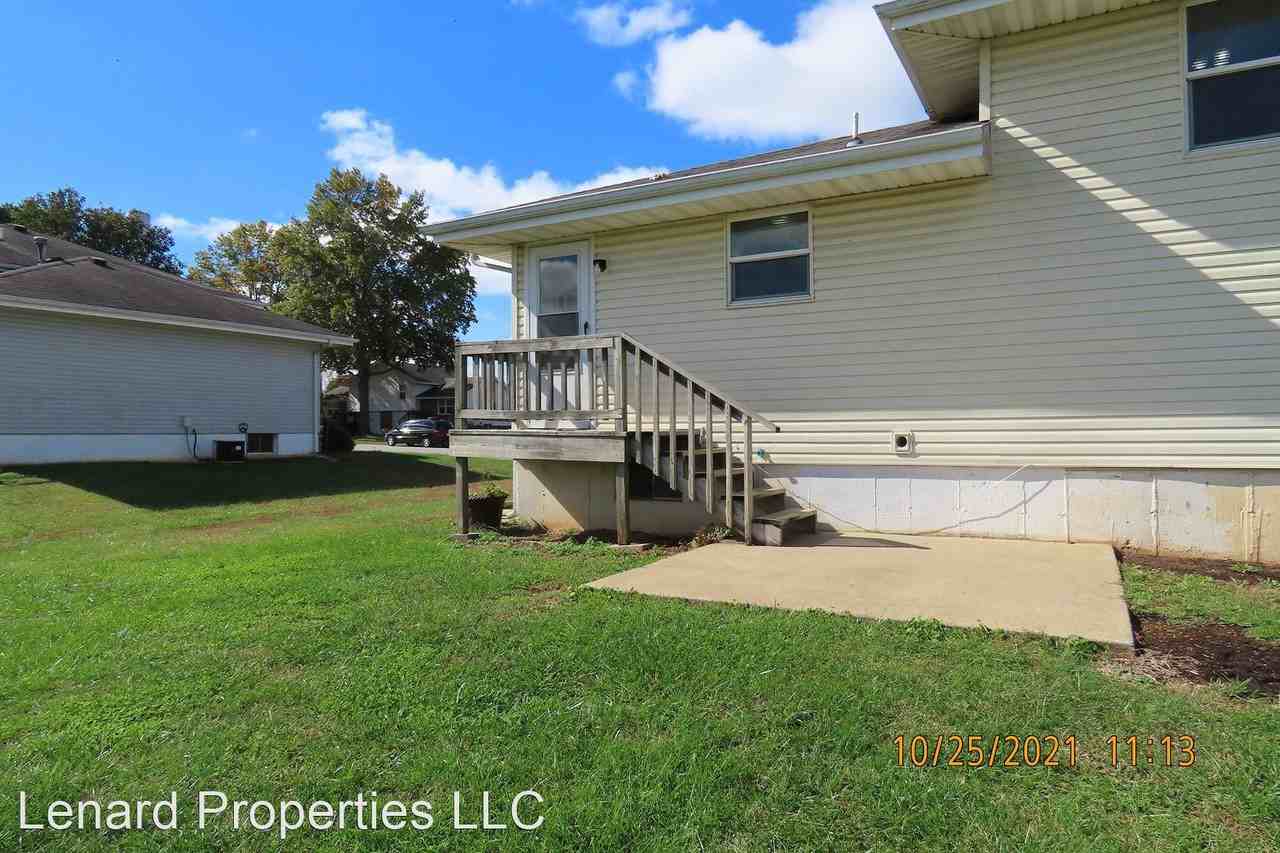 Tower Cir Duplex's Apartments in Nixa, MO 65714 Zumper
