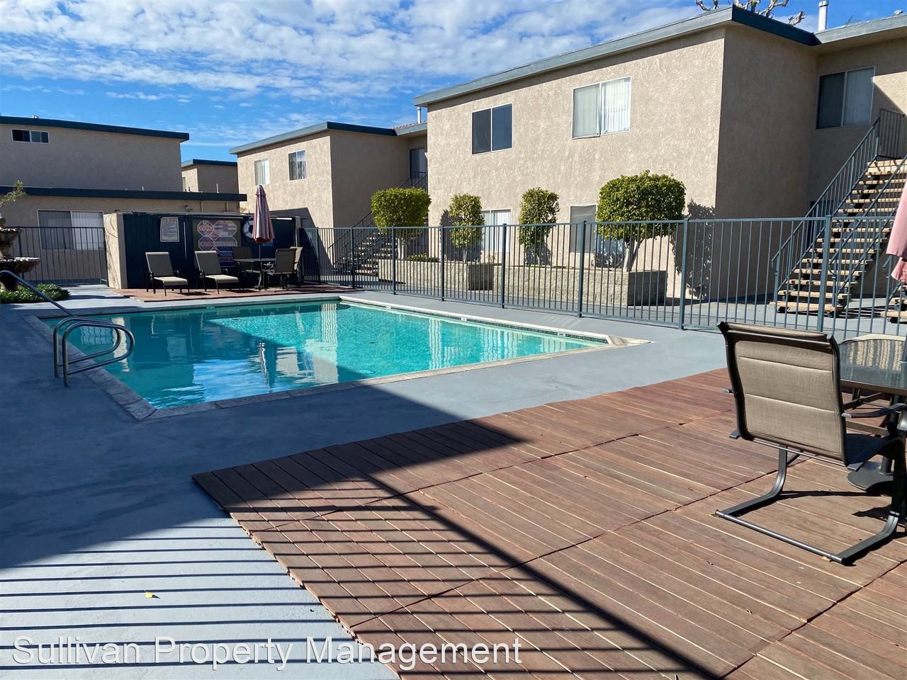 13535 Yukon Ave - Photo 2 of 5