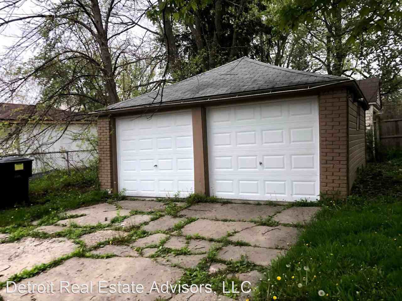 16103 - 16105 Greenview Avenue - Photo 3 of 27