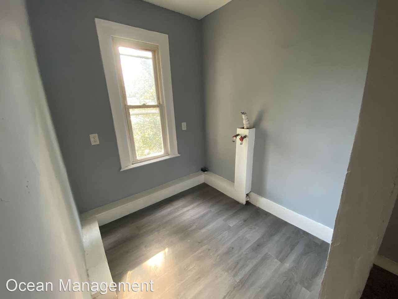 111 Kensington St - Photo 3 of 16