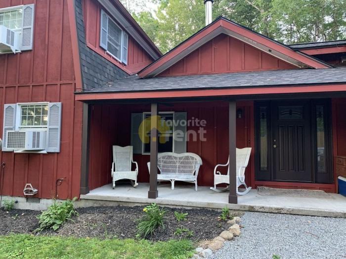 44 Acorn Dr - Photo 3 of 5