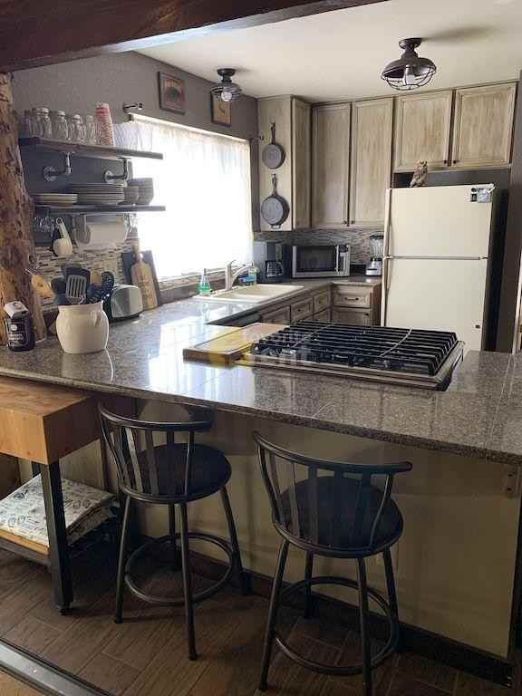 33492 Wild Rose Dr - Photo 2 of 5