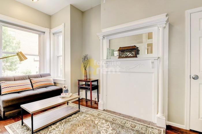 1331 9th St Nw - Photo 2 of 5