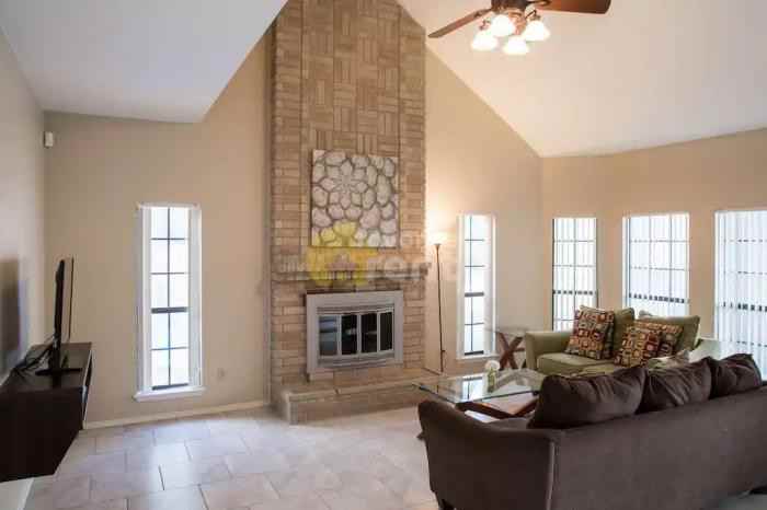 11646 Old Hills Ln - Photo 3 of 5