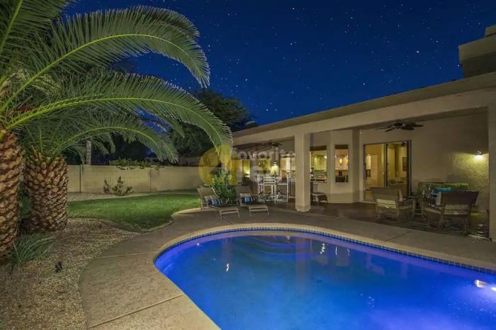 17475 N 52nd St - Photo 2 of 5