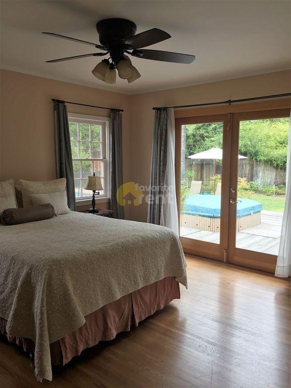 4820 Gentry Ave - Photo 2 of 5