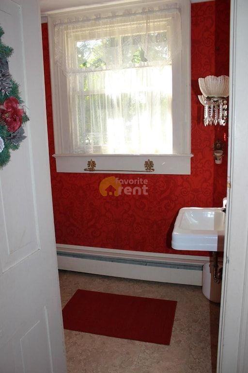 197 Maple Ave - Photo 3 of 5