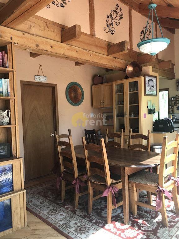 300 Beaver Pond Ln - Photo 3 of 5