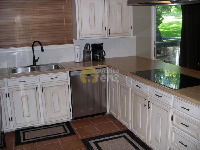 33033 Browning Ln - Photo 3 of 5