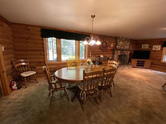 4140 Chain O Lakes Rd - Photo 3 of 5