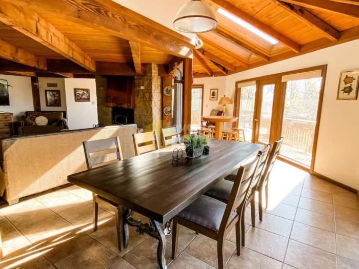 286 N Snipe Hollow Rd - Photo 2 of 5