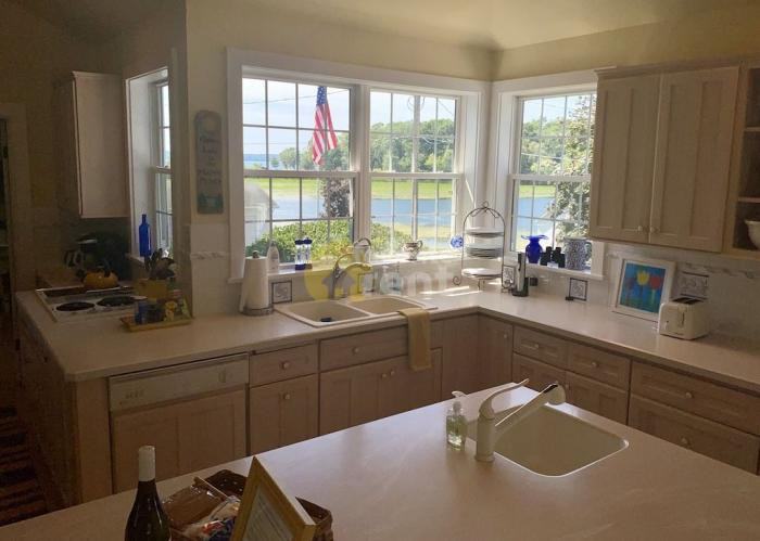 448 South St - Photo 3 of 5