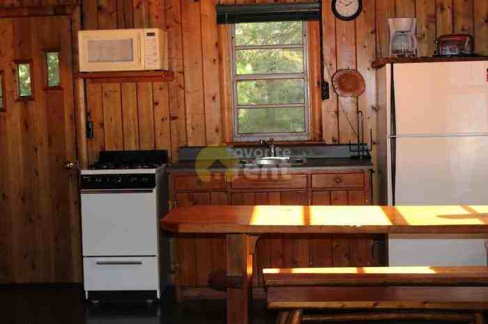 450 Gower Ln - Photo 3 of 5