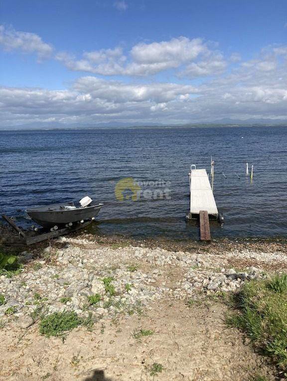 71 Lakeshore Dr - Photo 2 of 5