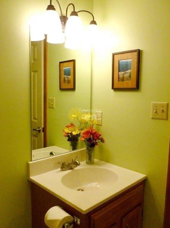 527 Hannah Loop - Photo 3 of 5