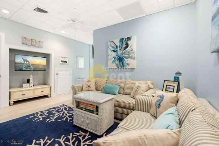 5600 Seaview Ave - Photo 2 of 5