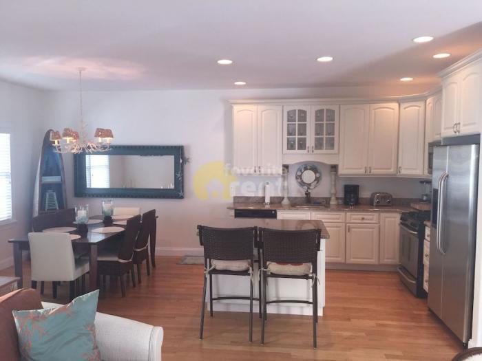 324 E Syracuse Ave - Photo 2 of 5