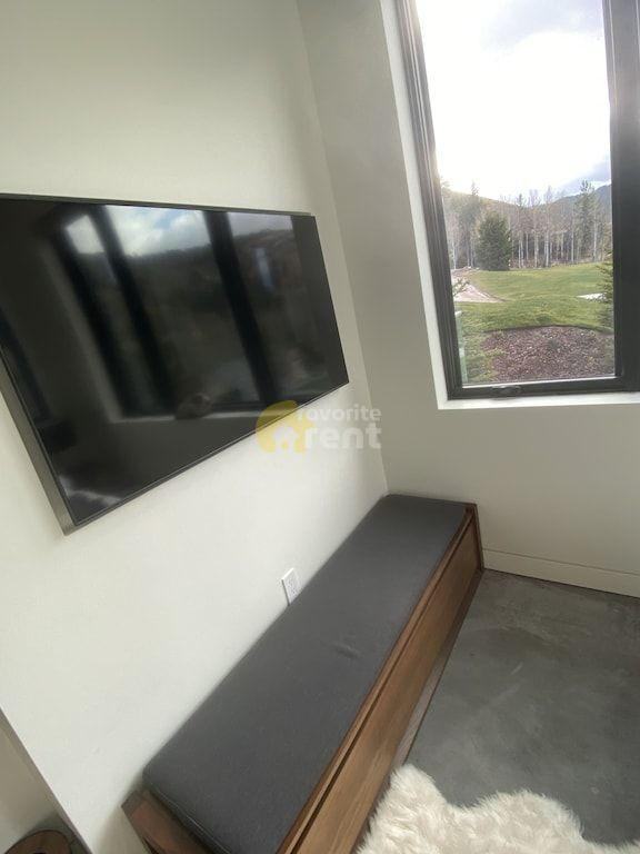 505 W Saddle Butte Way - Photo 3 of 5
