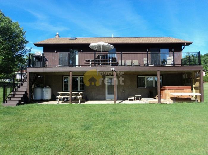 529 Lakeview Rd - Photo 2 of 5