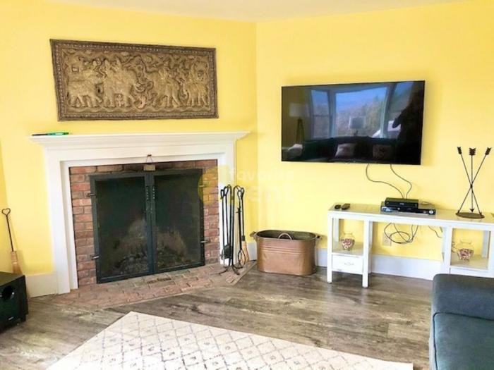 59 Churchill Ln - Photo 2 of 5