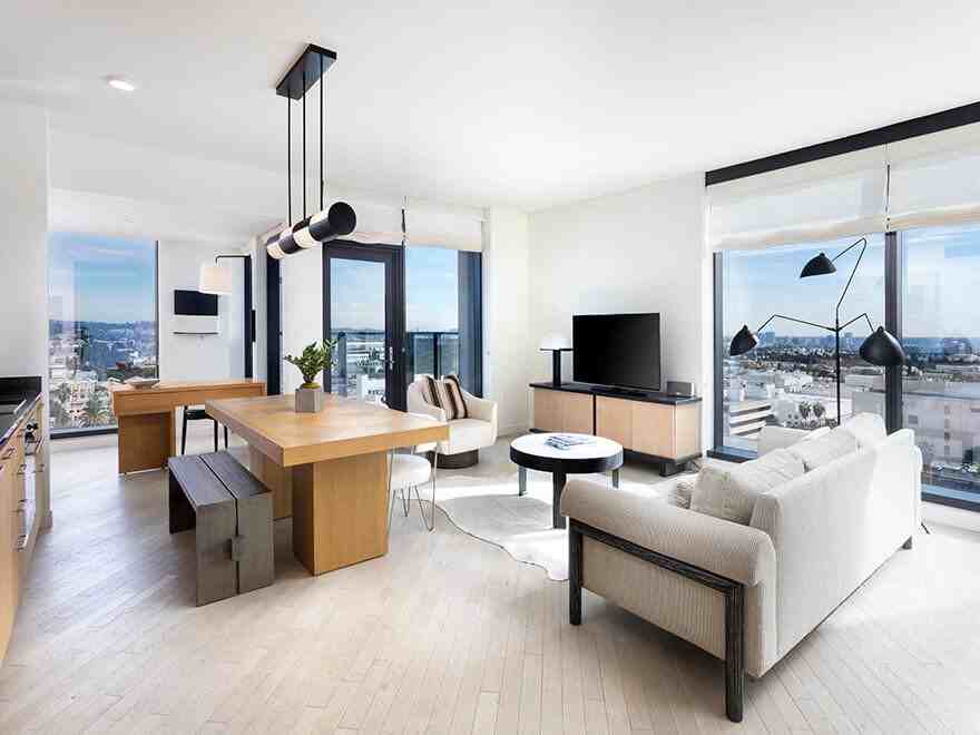 Columbia Square Living - Photo 2 of 41