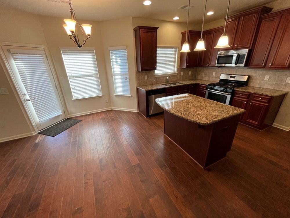 5715 Bucknell Trce - Photo 3 of 28