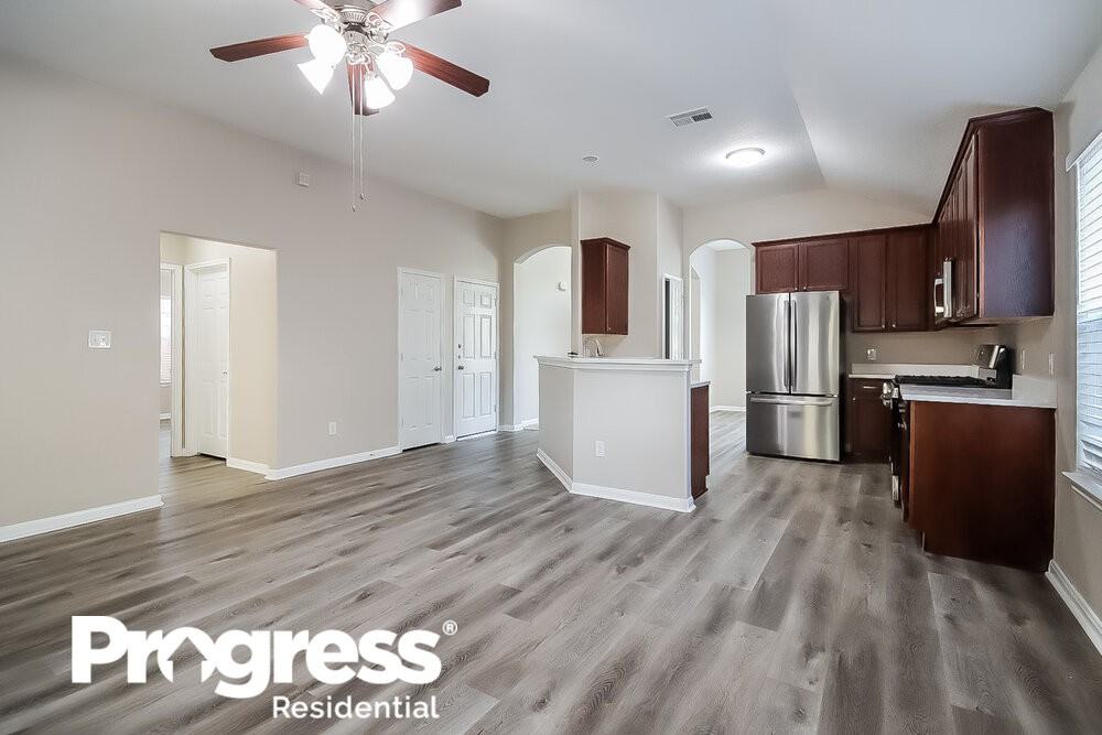 8630 W Highlands Xing - Photo 3 of 21
