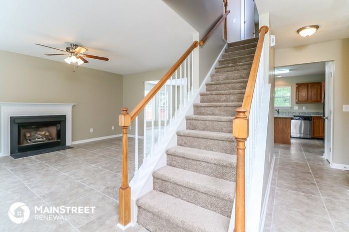 2712 Denise Dr - Photo 2 of 15