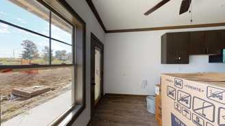 10850 N Summit St - Photo 1 of 1