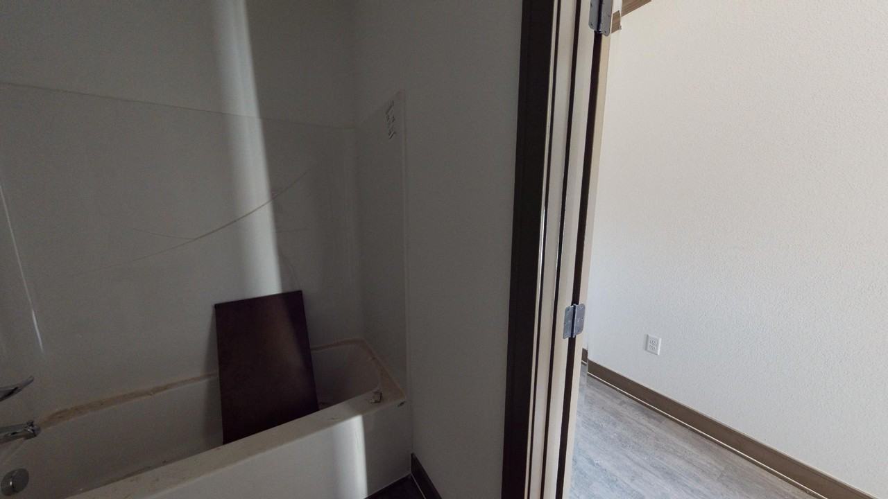 10850 N Summit St - Photo 7 of 39