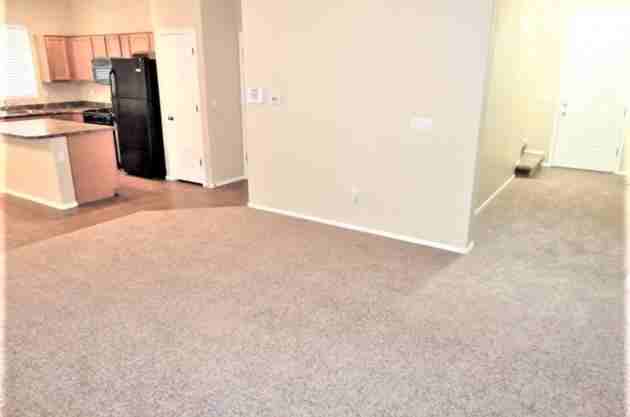 712 North Highlands Grove Lane - Photo 2 of 4