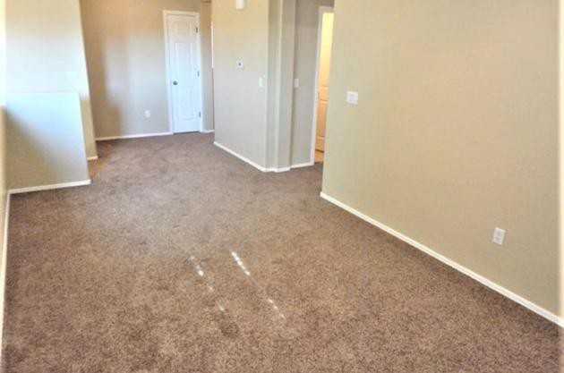 712 North Highlands Grove Lane - Photo 3 of 4