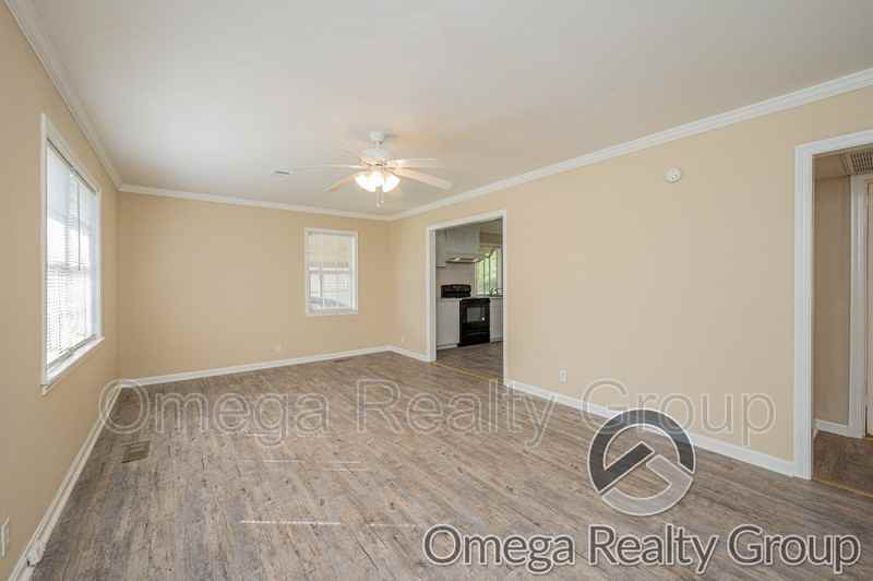1850 21st Ave - Photo 7 of 33