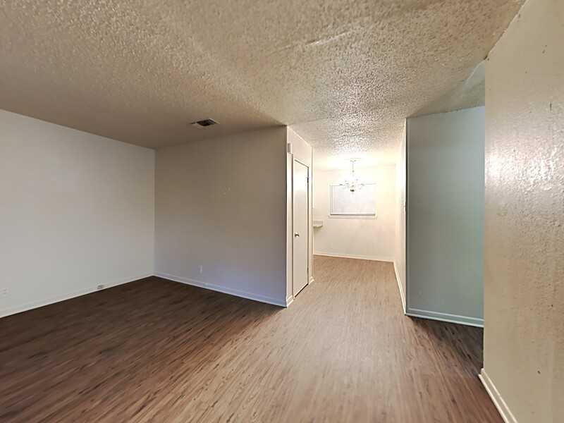 4905 Wilmington Dr - Photo 3 of 16