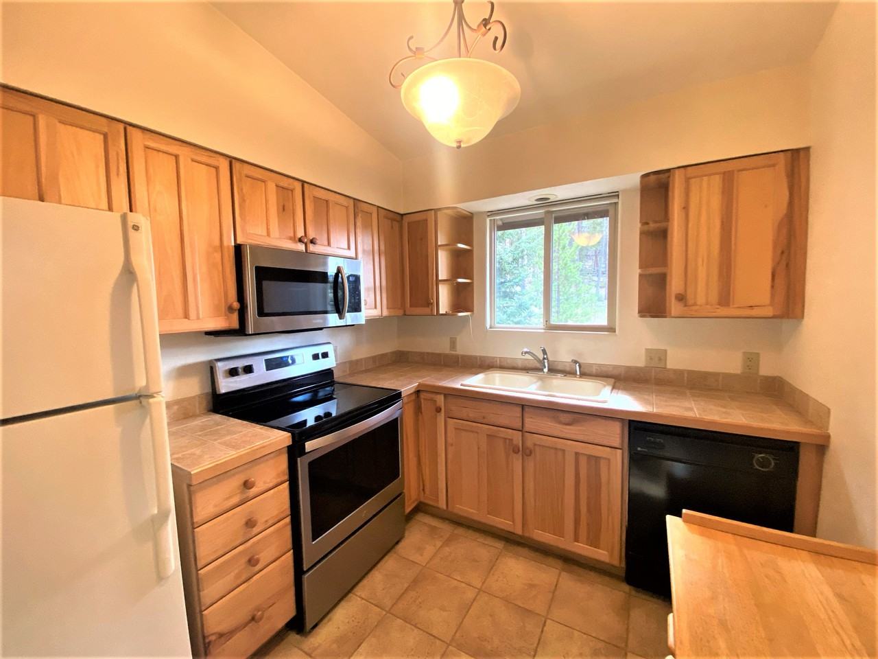 26881 Main St Uppr #1 - Photo 5 of 13