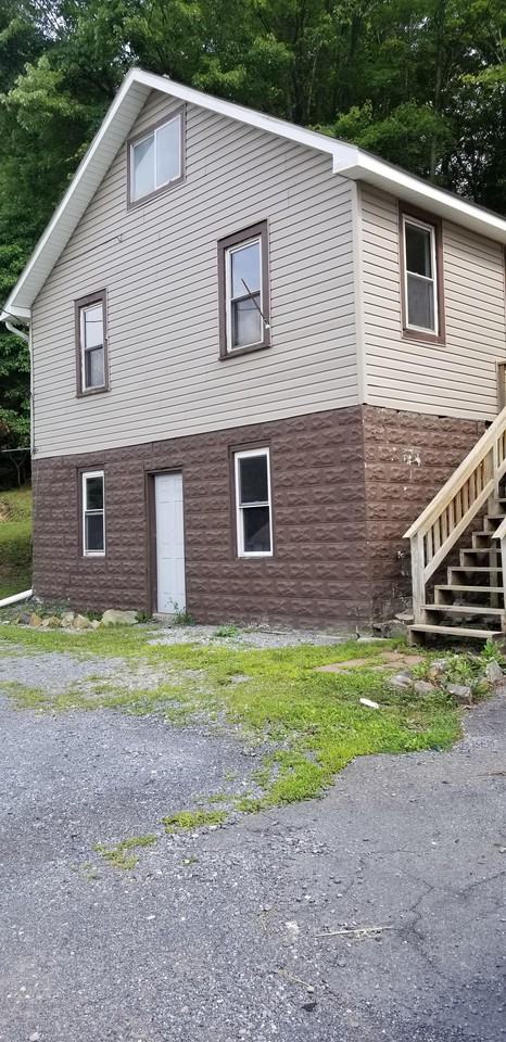 615 W Main St #1 - Photo 2 of 10