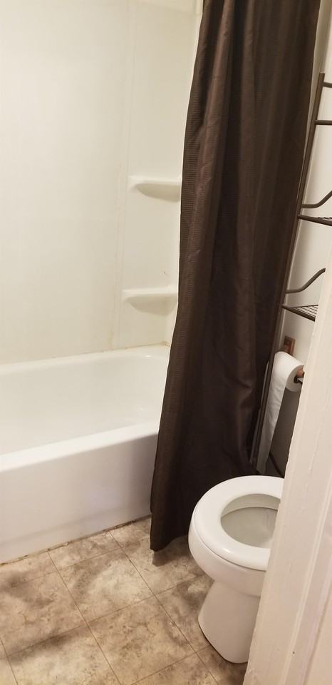 615 W Main St #1 - Photo 4 of 10