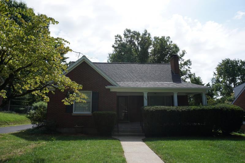 260 Taylor Dr - Photo 2 of 33