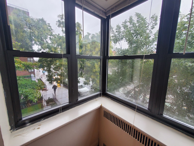 9876 Queens Blvd - Photo 3 of 11