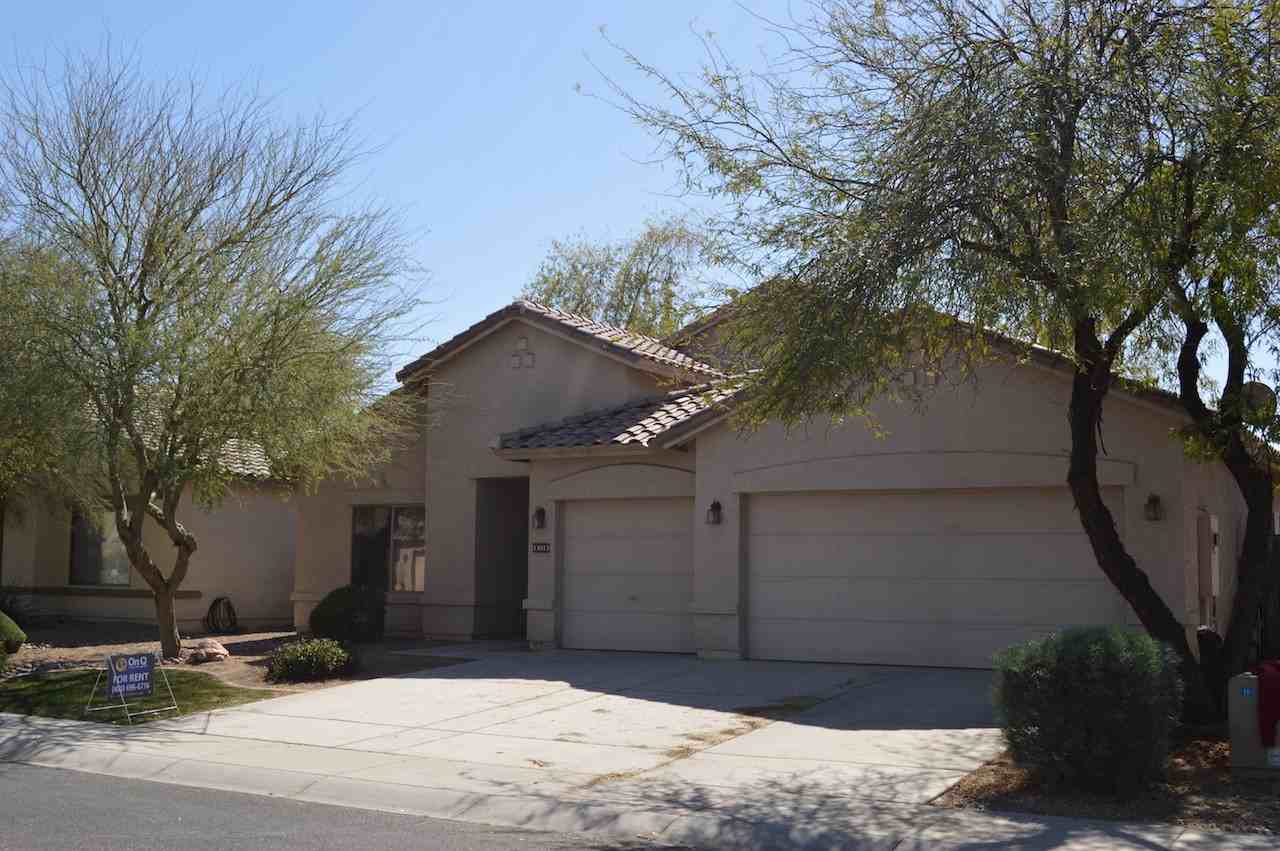 13013 W Flower St - Photo 2 of 33