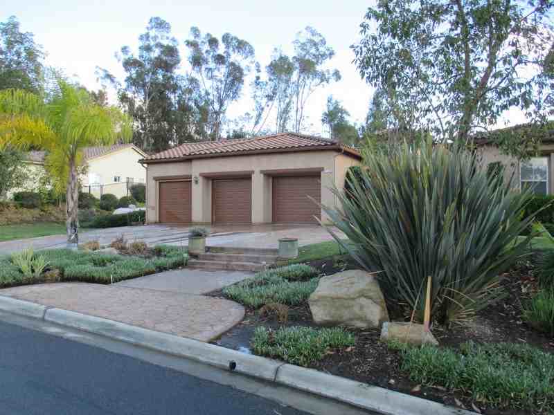 11025 Wyndemere Ln - Photo 3 of 21