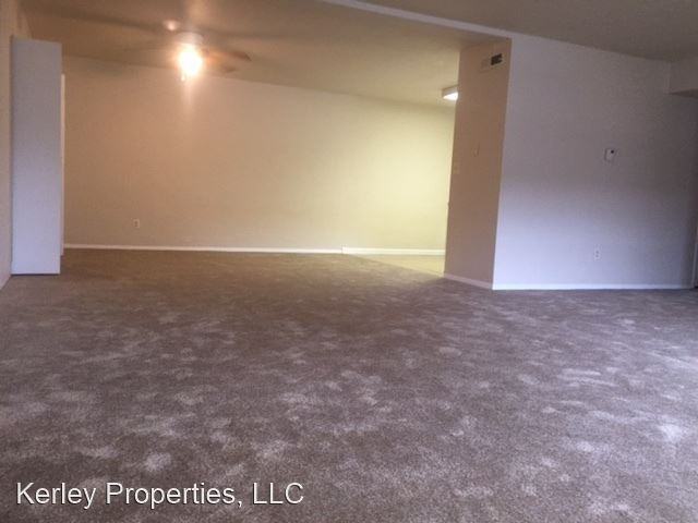 200 Sunrise Dr. - Photo 3 of 22