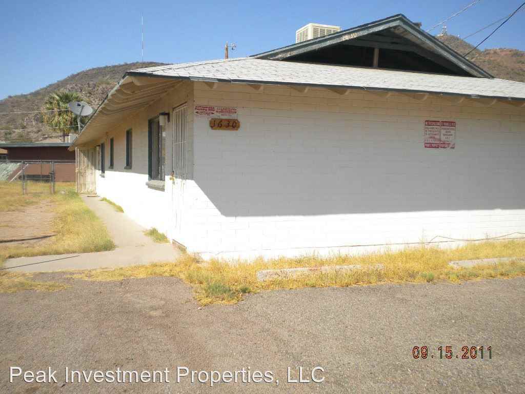 1630 WEST DESERT COVE AVE - Photo 2 of 3