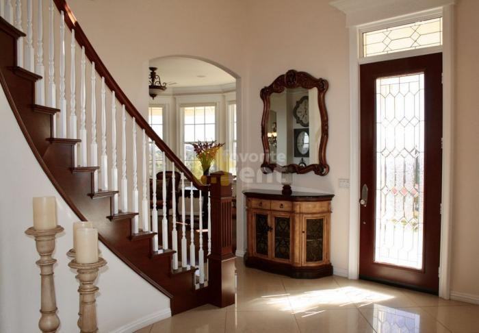 9272 Lofty Ln - Photo 2 of 5